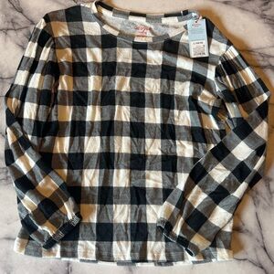 Cat & Jack girls size large Black and White Checkered Long Sleeve Tee